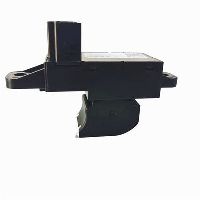 Aksesoris truk asli 100% diuji Power Glass Lift Switch 3750040LE642 untuk JAC Car Fitting